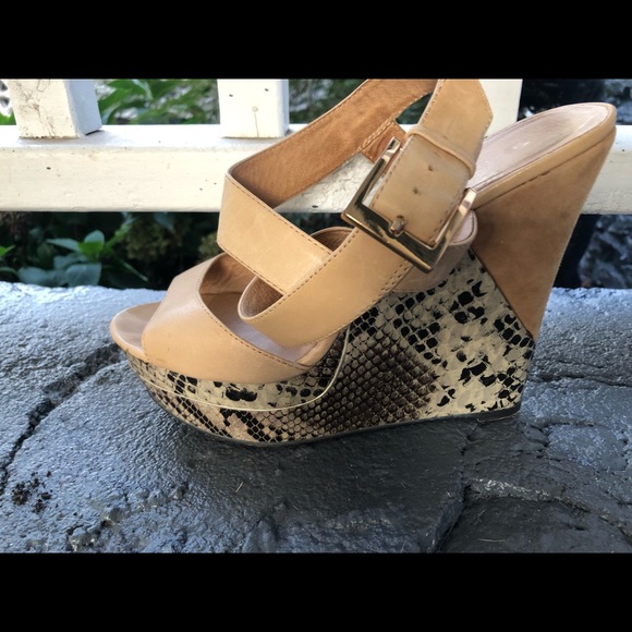 Women shoes - Picture 2 of 5